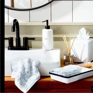 Hearth & Hand Geo Medallion Washcloths